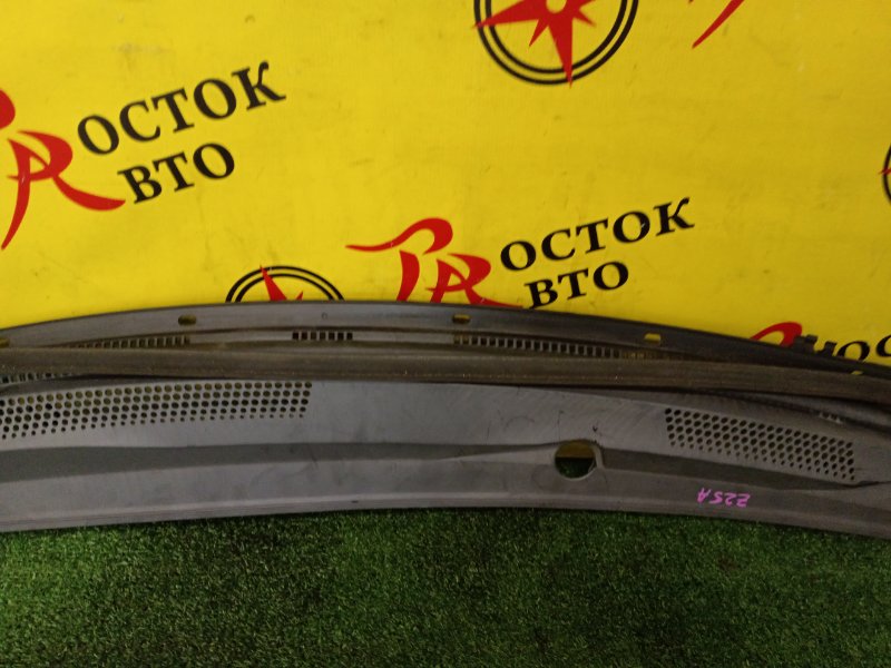 Решетка под лобовое стекло, 500 рублей, Красноярск