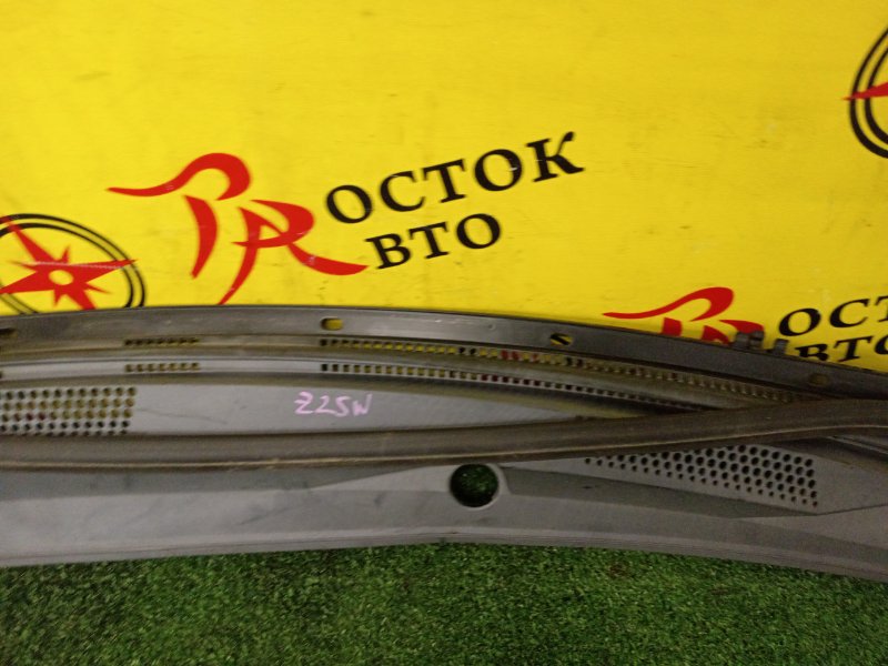 Решетка под лобовое стекло, 500 рублей, Красноярск