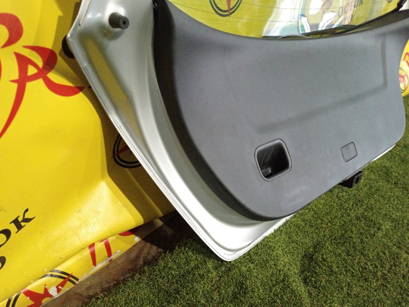 Дверь багажника, 4000 рублей, Красноярск