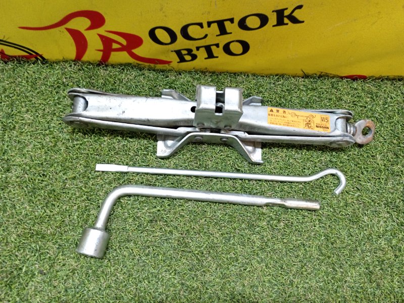 Домкрат, 1000 рублей, Красноярск