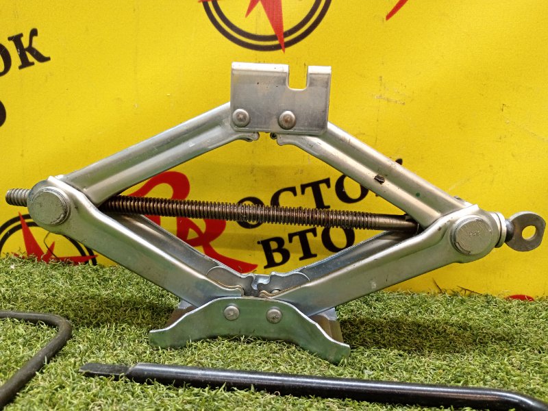 Домкрат, 1500 рублей, Красноярск