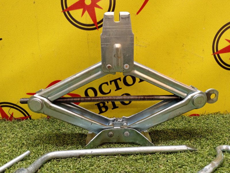 Домкрат, 1500 рублей, Красноярск