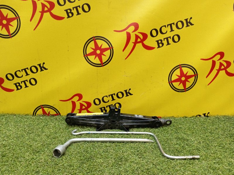 Домкрат, 1000 рублей, Красноярск