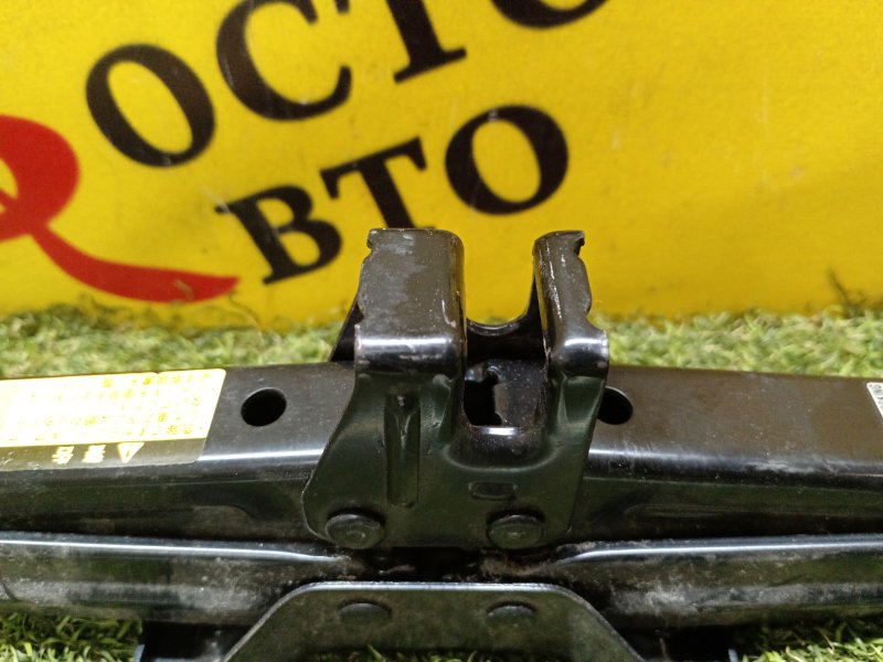 Домкрат, 1000 рублей, Красноярск