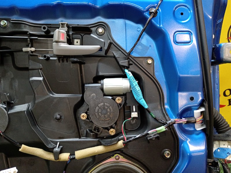 Дверь боковая, 13000 рублей, Красноярск