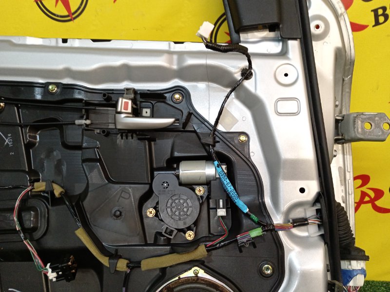 Дверь боковая, 13000 рублей, Красноярск