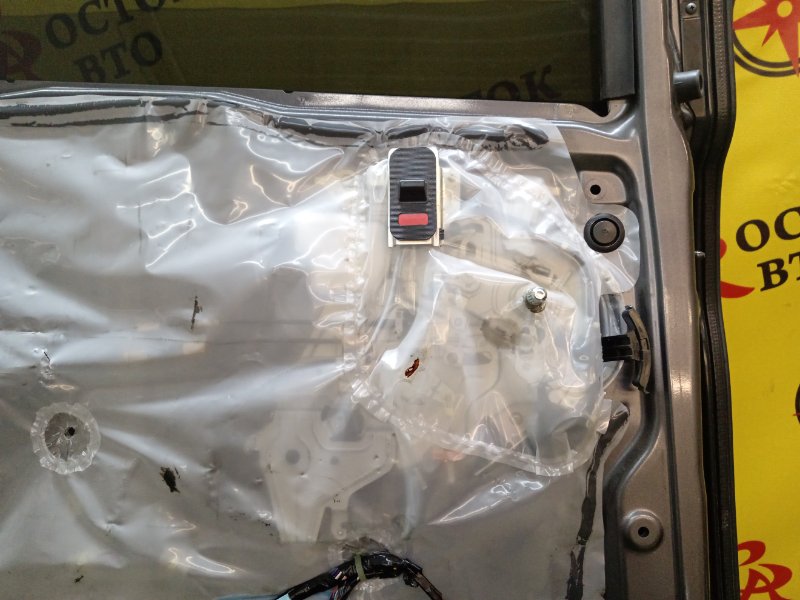 Дверь боковая, 24000 рублей, Красноярск