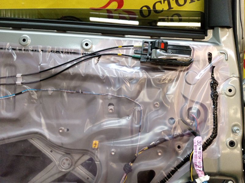 Дверь боковая, 7500 рублей, Красноярск