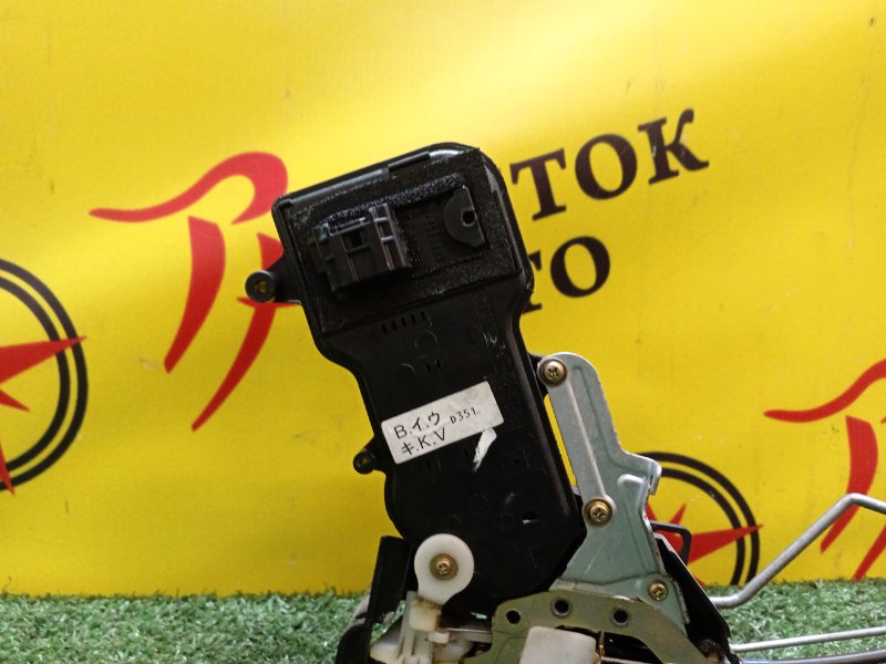 Замок боковой двери, 3000 рублей, Красноярск