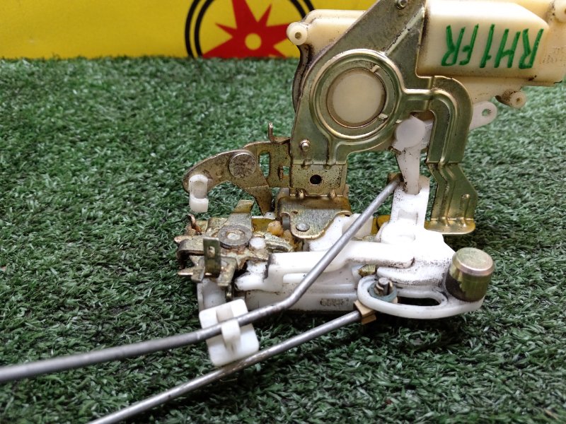 Замок боковой двери, 1400 рублей, Красноярск