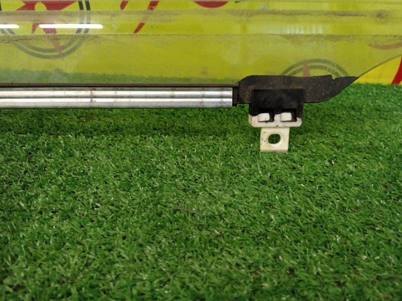 стекло боковое, 1200 рублей, Красноярск