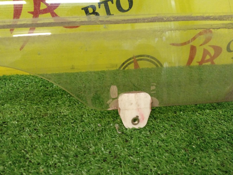 стекло боковое, 1800 рублей, Красноярск