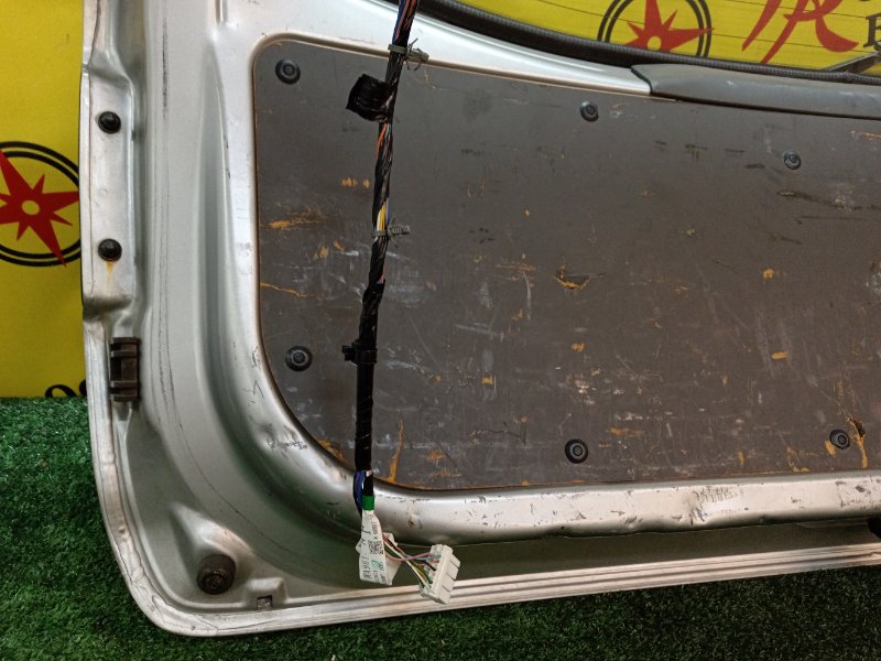 Дверь багажника, 12000 рублей, Красноярск