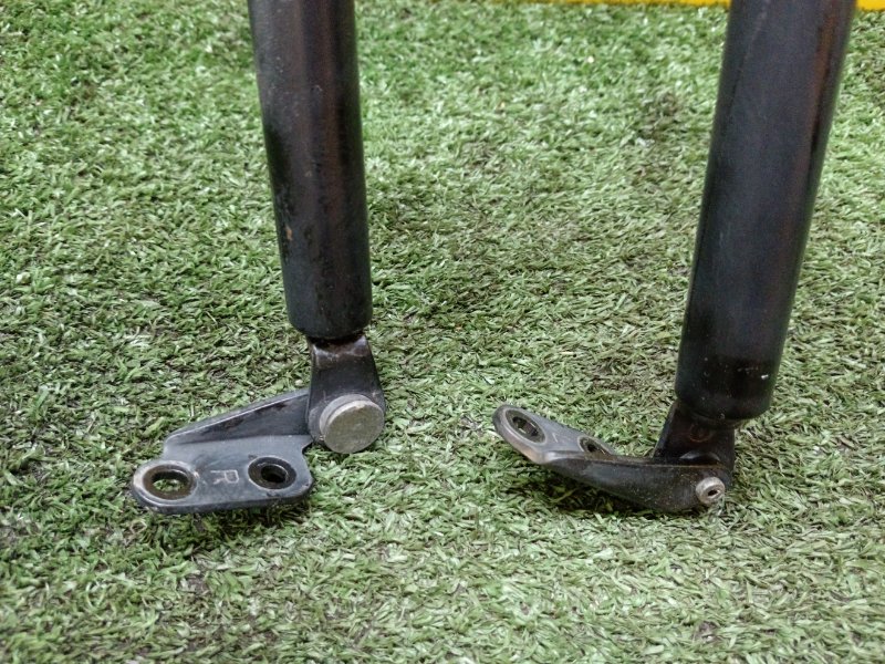 Амортизатор двери багажника, 2500 рублей, Красноярск