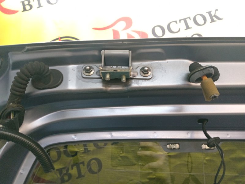 Дверь багажника, 10000 рублей, Красноярск