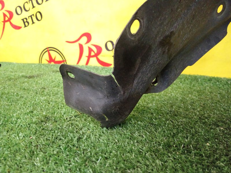 Подкрылок, 1400 рублей, Красноярск