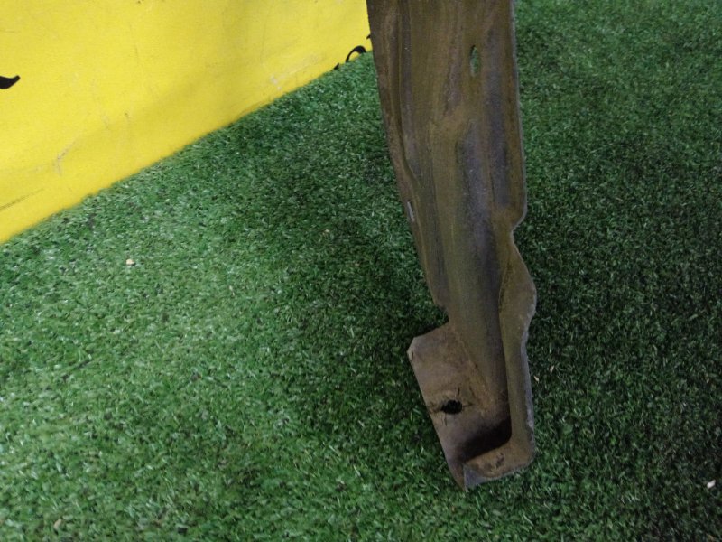 Подкрылок, 1000 рублей, Красноярск