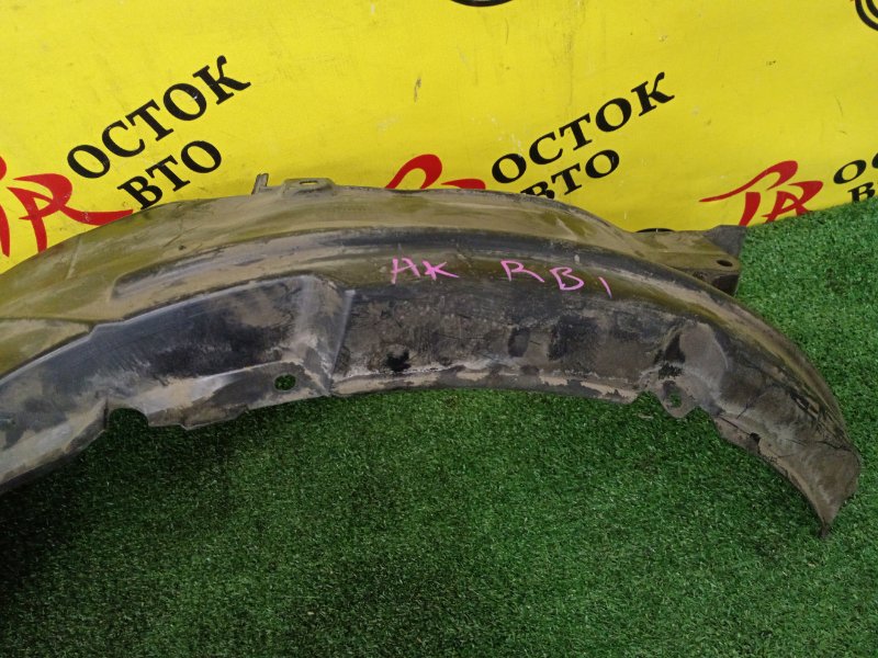 Подкрылок, 2500 рублей, Красноярск