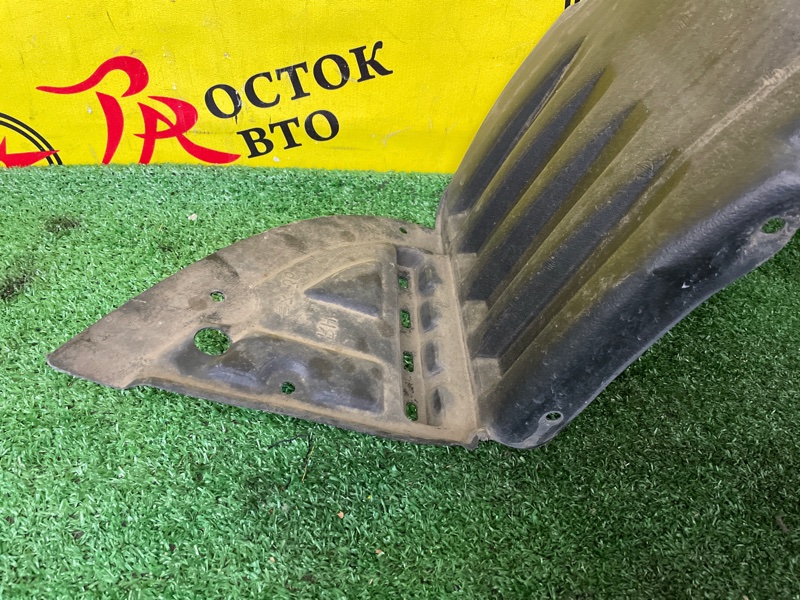 Подкрылок, 1000 рублей, Красноярск