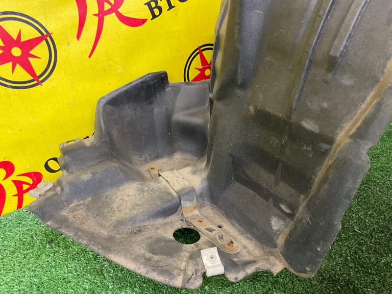 Подкрылок, 1300 рублей, Красноярск