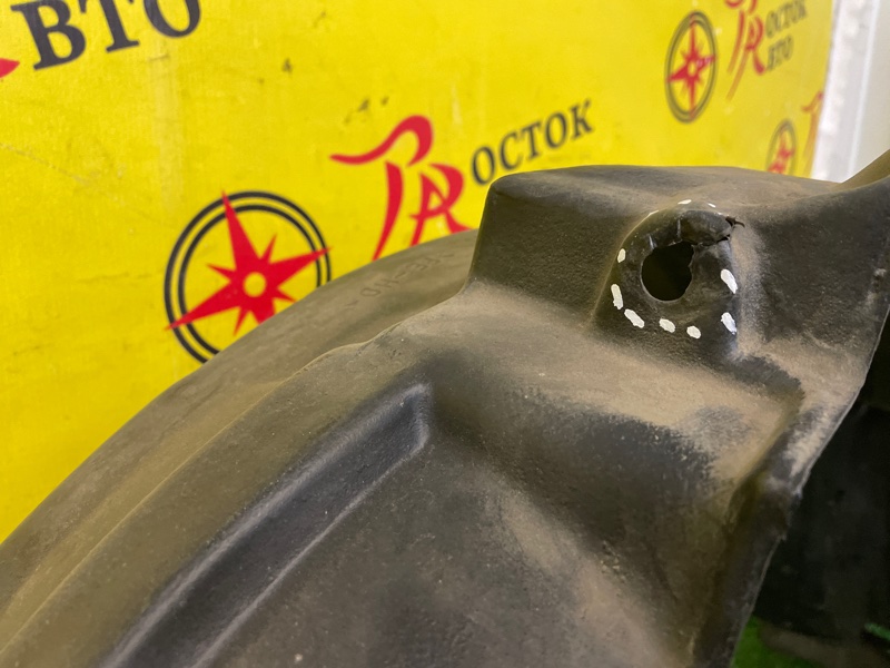 Подкрылок, 1300 рублей, Красноярск