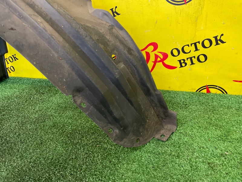 Подкрылок, 500 рублей, Красноярск