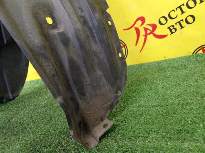 Подкрылок, 400 рублей, Красноярск