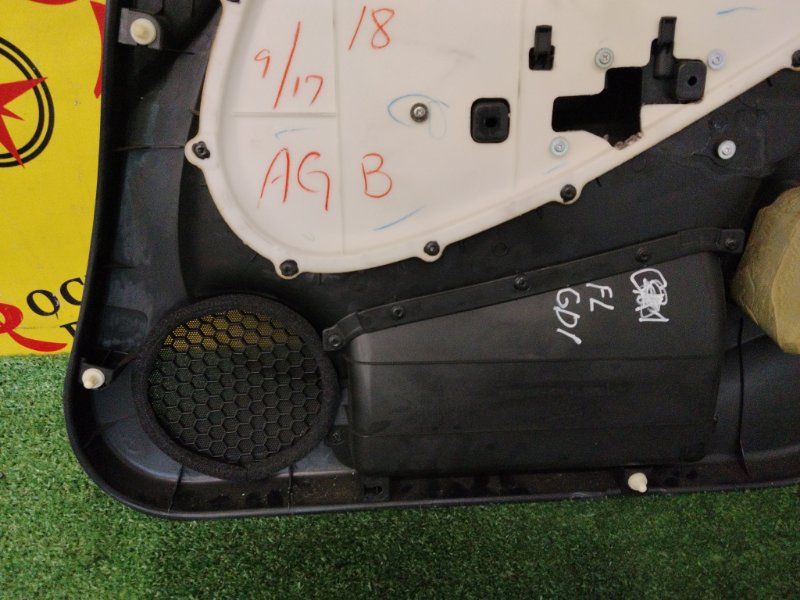 Обшивка боковой двери, 500 рублей, Красноярск