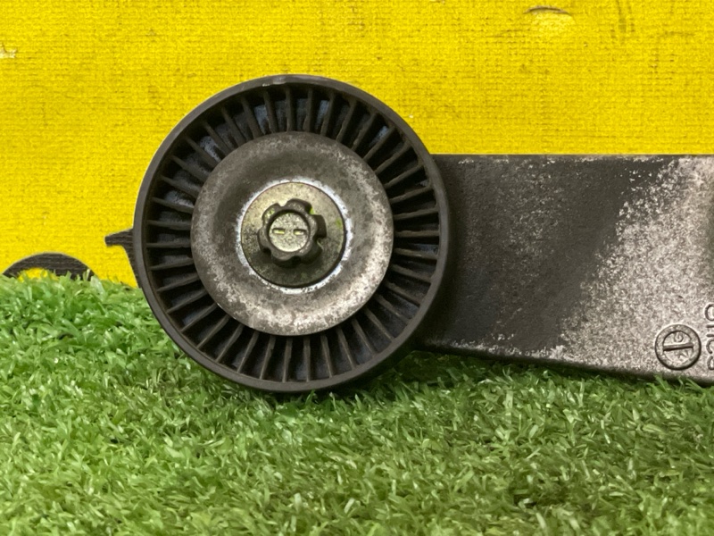 Ролик натяжной навесного оборудования, 1500 рублей, Красноярск