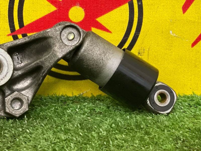 Ролик натяжной навесного оборудования, 1500 рублей, Красноярск