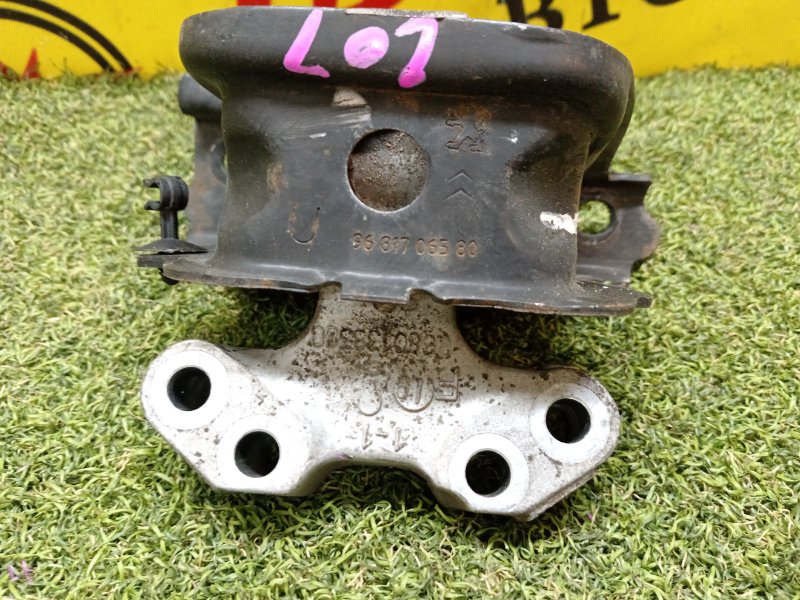 Подушка двигателя, 700 рублей, Красноярск