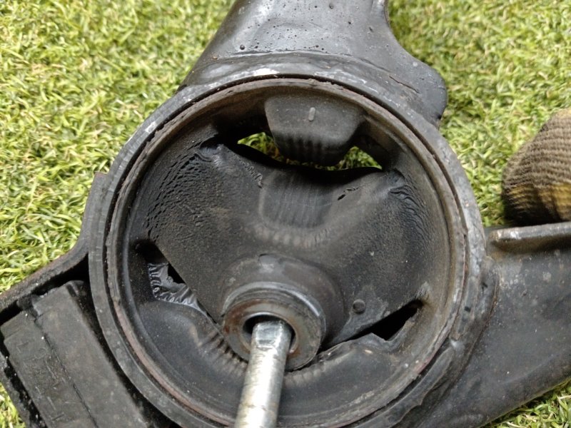 Подушка двигателя, 1500 рублей, Красноярск