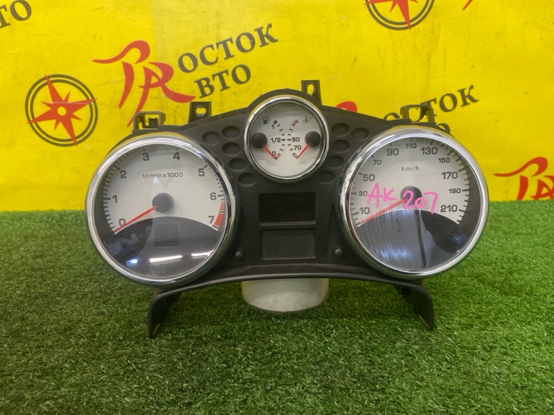 Панель приборов, 800 рублей, Красноярск