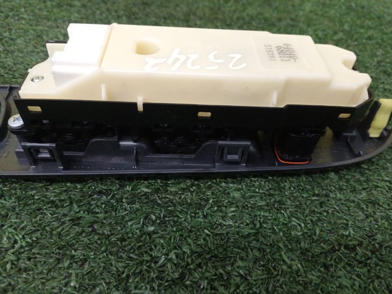 Блок управления стеклоподъемниками, 500 рублей, Красноярск