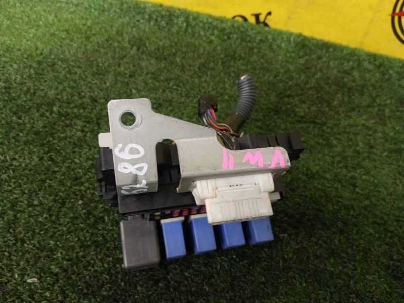 Блок предохранителей салонный, 500 рублей, Красноярск