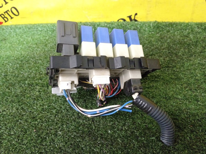 Блок предохранителей салонный, 500 рублей, Красноярск