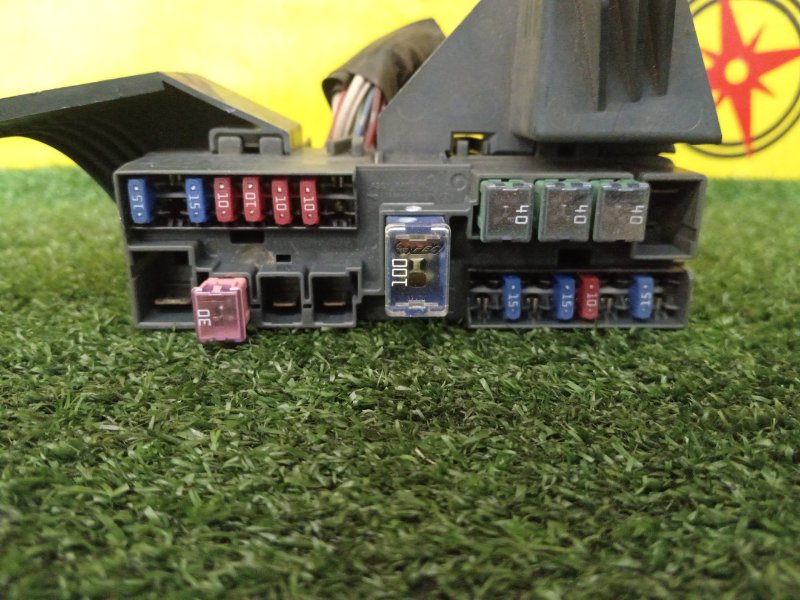 Блок предохранителей под капот, 500 рублей, Красноярск