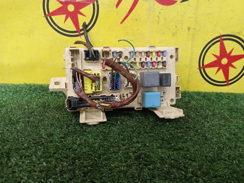 Блок предохранителей салонный, 500 рублей, Красноярск