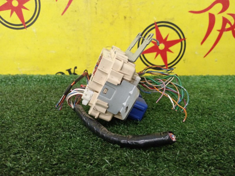 Блок предохранителей салонный, 1000 рублей, Красноярск