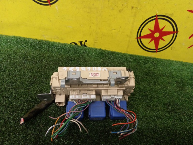 Блок предохранителей салонный, 1000 рублей, Красноярск