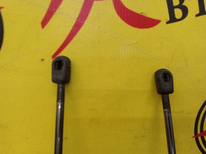 Амортизатор двери багажника, 200 рублей, Красноярск