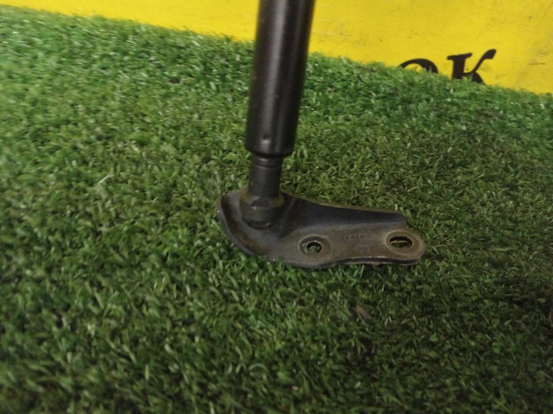 Амортизатор двери багажника, 500 рублей, Красноярск