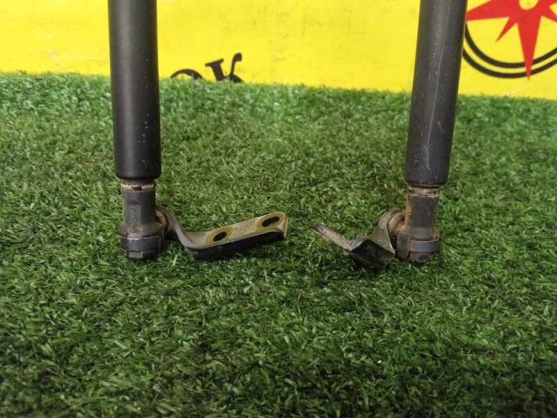 Амортизатор двери багажника, 300 рублей, Красноярск