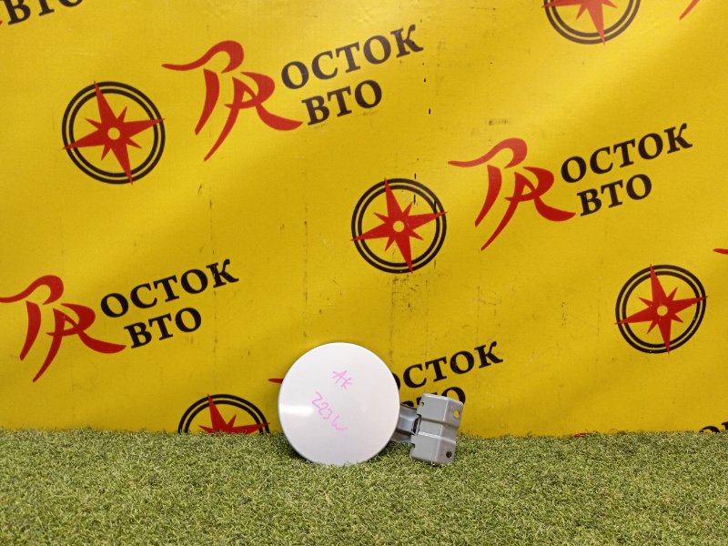 Лючок топливного бака, 500 рублей, Красноярск