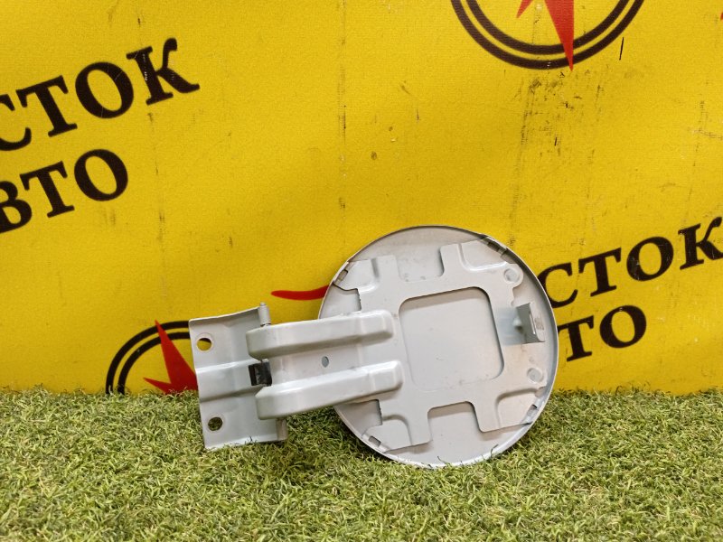 Лючок топливного бака, 500 рублей, Красноярск