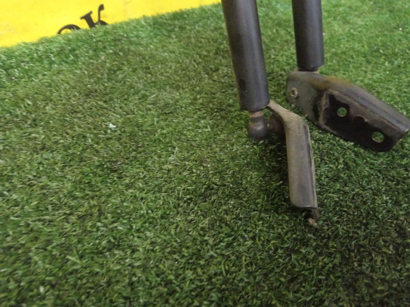 Амортизатор двери багажника, 250 рублей, Красноярск