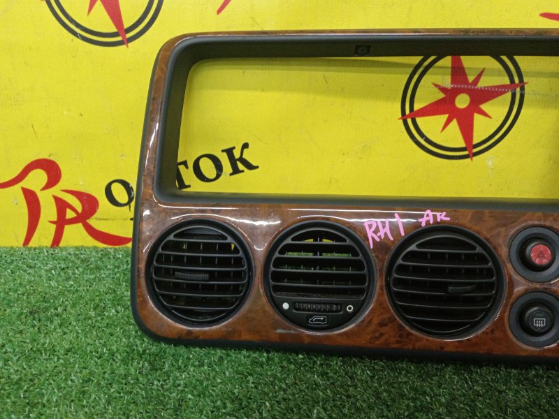 накладка консоли, 4000 рублей, Красноярск