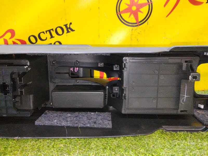 Подлокотник, 4500 рублей, Красноярск