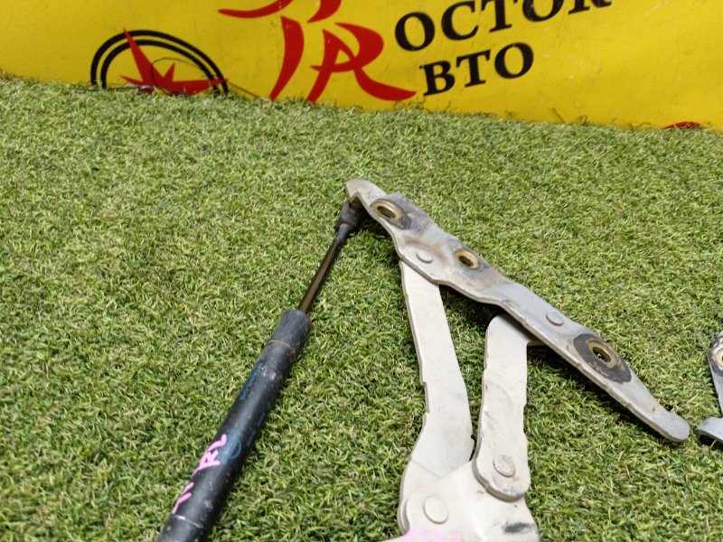 Петля двери багажника, 600 рублей, Красноярск