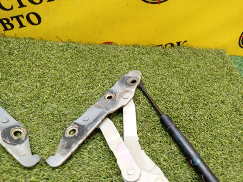 Петля двери багажника, 600 рублей, Красноярск